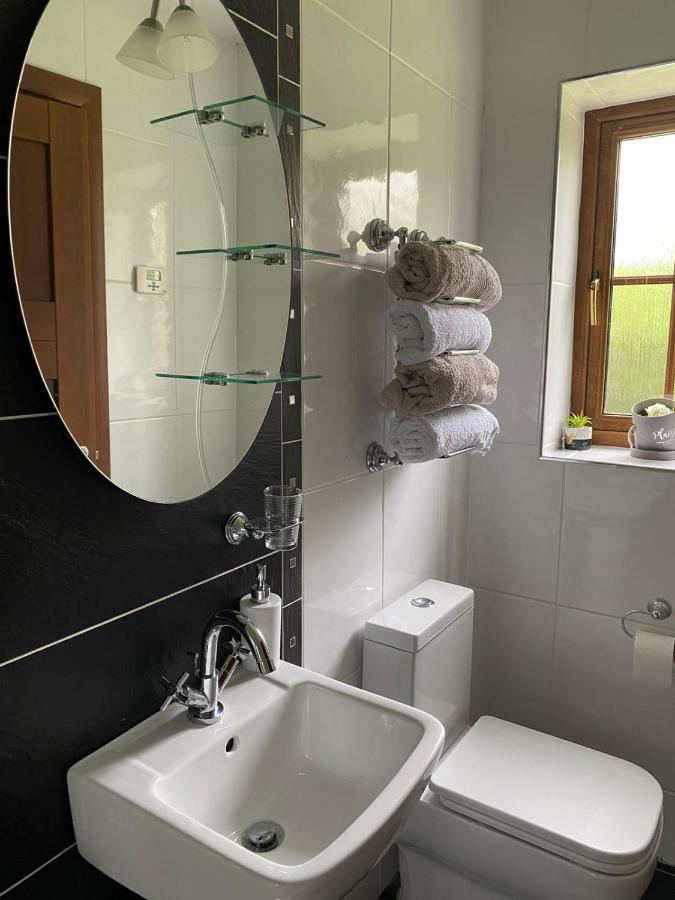 موناغان Corness House B&B المظهر الخارجي الصورة
